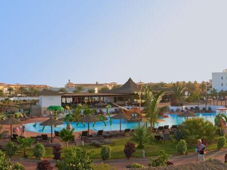 Sol Dunas Resort