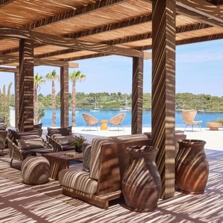 Ikos Porto Petro