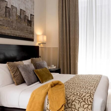 Hotel Yes