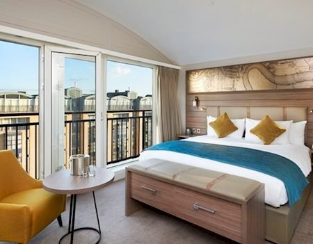 Doubletree Docklands Riverside
