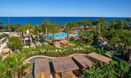 Balmy Beach Resort