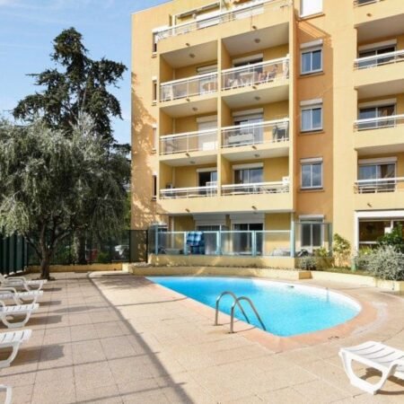 Appartement Pierre et Vacances La Rostagne