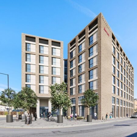 Courtyard by Marriott London City Airport