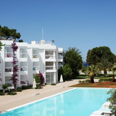 Hotel Marathon Beach Resort