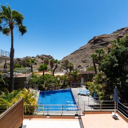 Los Jardines del Cura