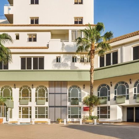 Ramada Resort by Wyndham Puerto de Mazarron