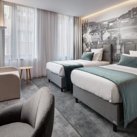 Mamaison Residence Downtown