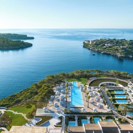 Ikos Porto Petro