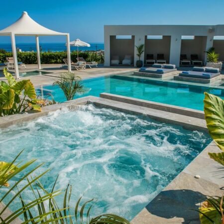 Matheo Villas & Suites