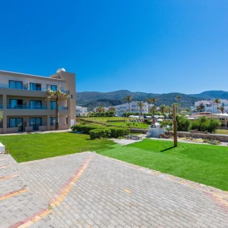 Theo Star Beach Hotel