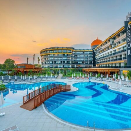 Arnor De Luxe Hotel & Spa