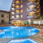 Hawaii Suit Beach Hotel