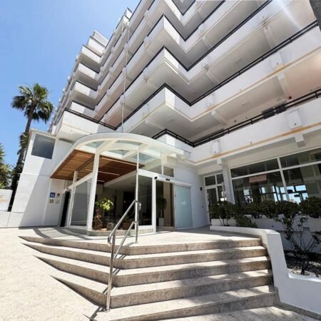 Coral Ocean View - adults only