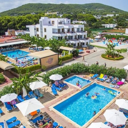 Invisa Aparthotel Casa Luis